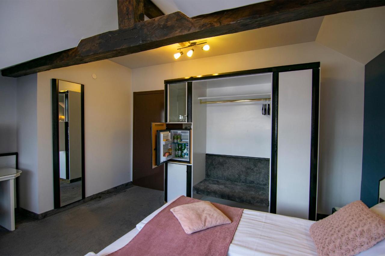 La Conacul Vesel Hotel Săpînţa Bagian luar foto