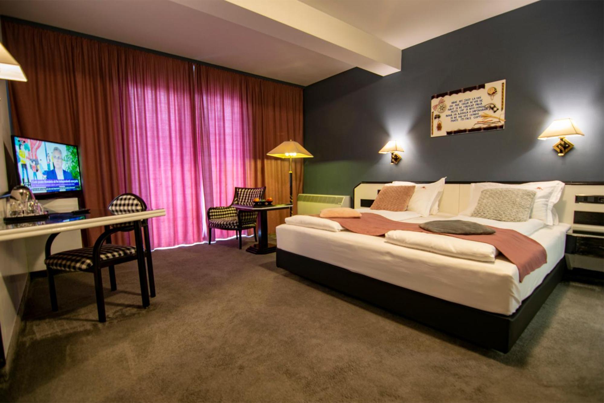 La Conacul Vesel Hotel Săpînţa Bagian luar foto