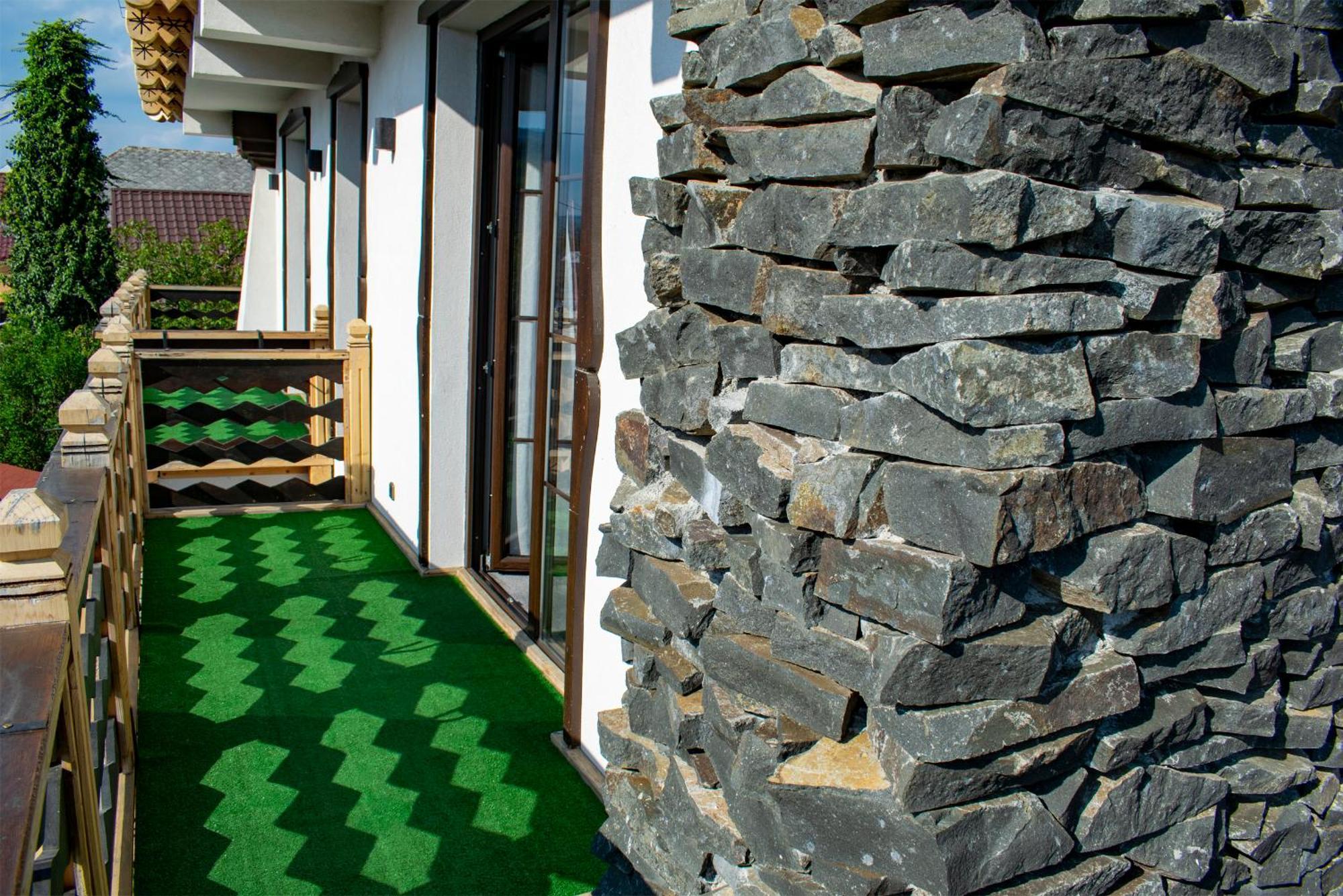 La Conacul Vesel Hotel Săpînţa Bagian luar foto