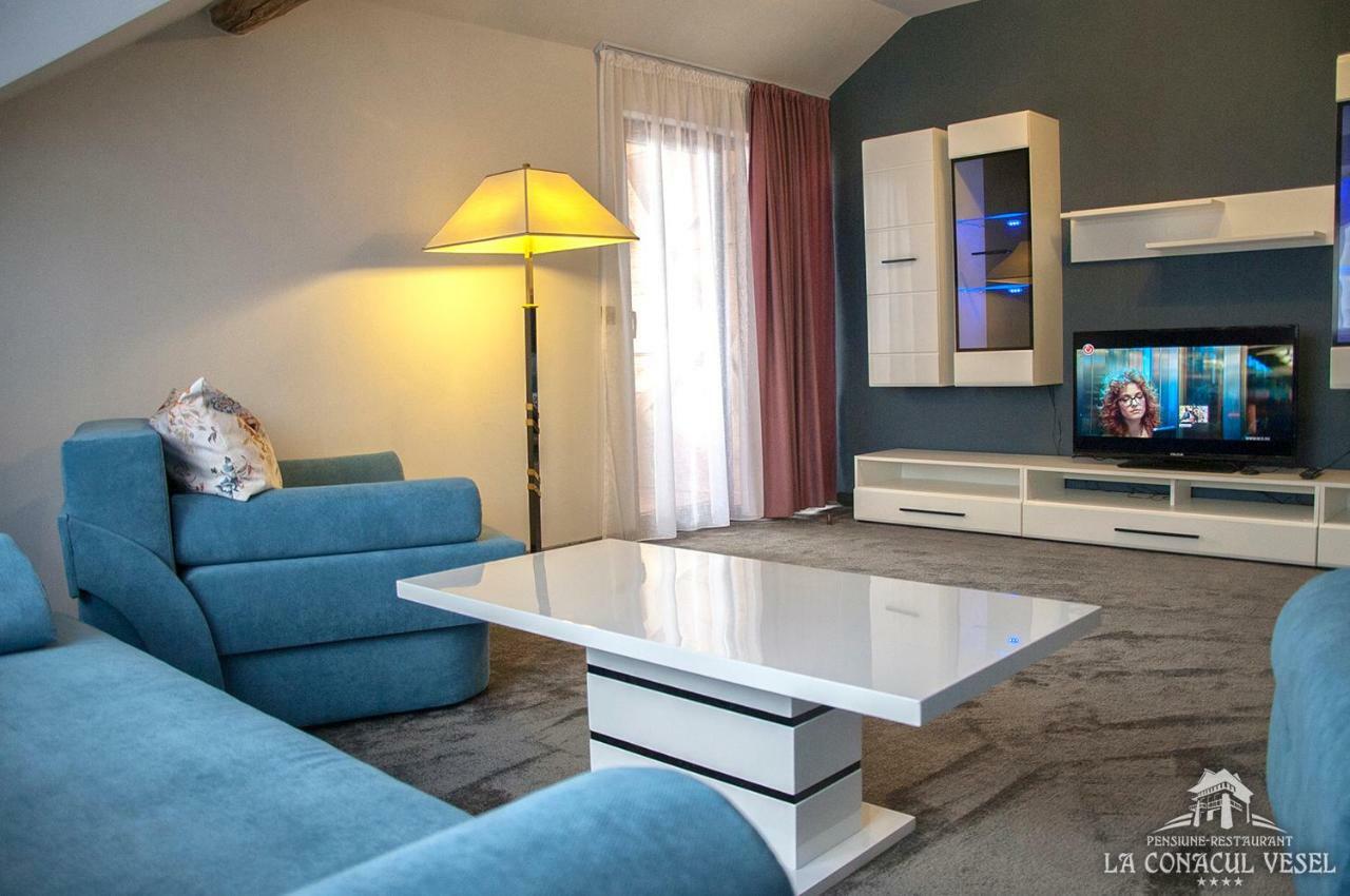 La Conacul Vesel Hotel Săpînţa Bagian luar foto