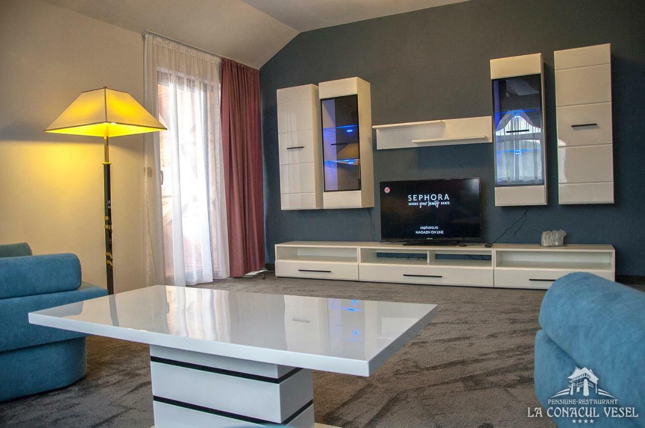 La Conacul Vesel Hotel Săpînţa Bagian luar foto